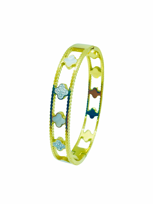 Clover  gold bangle